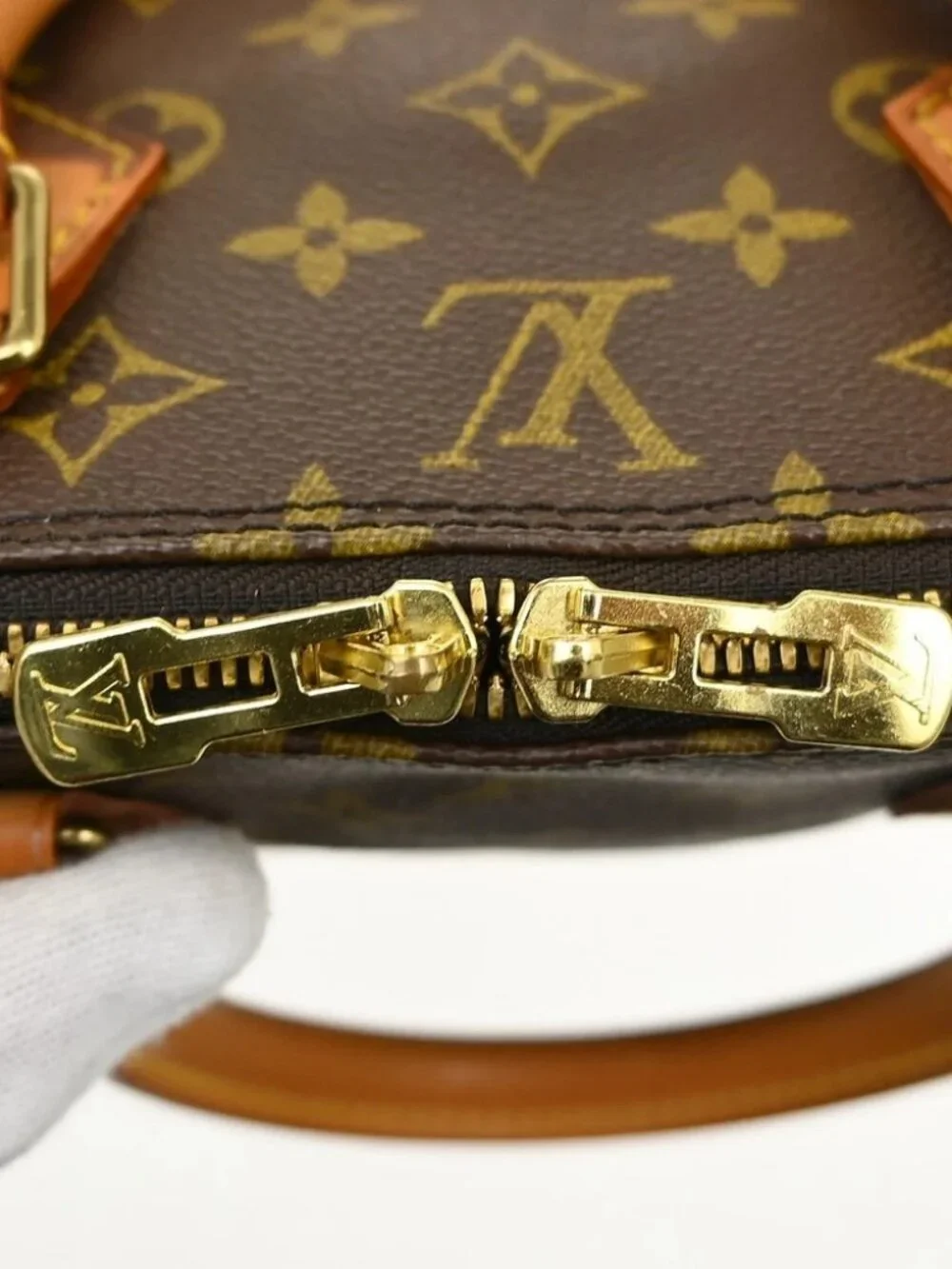 LOUIS VUITTON ALMA HANDBAG MONOGRAM